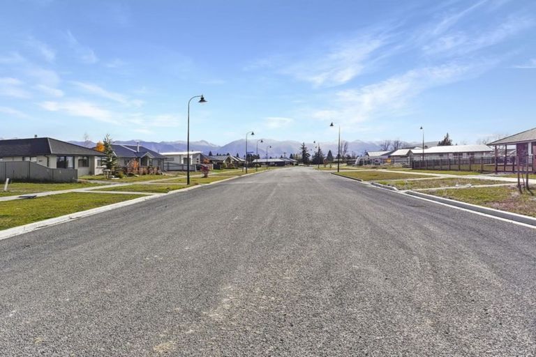 Photo of property in 22 Grandvue Drive, Twizel, 7901