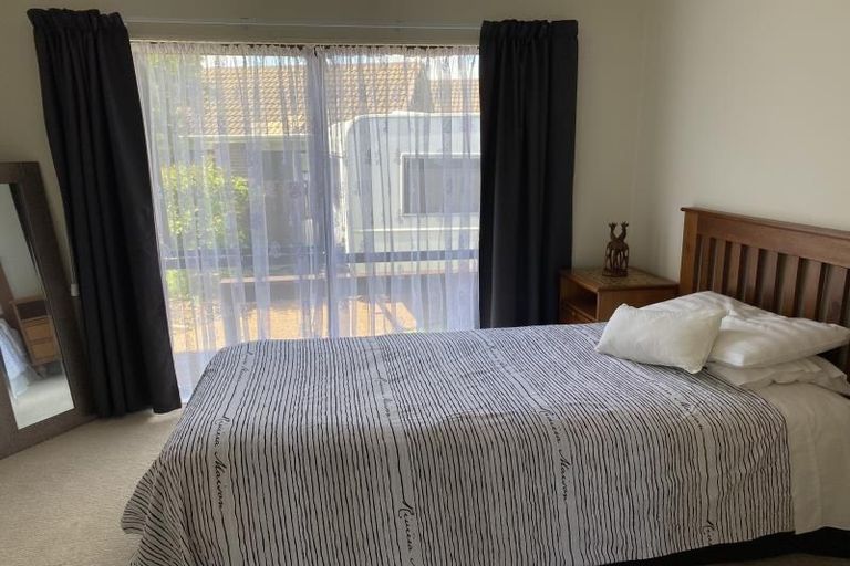 Photo of property in 12 Crampton Court, Orewa, 0931