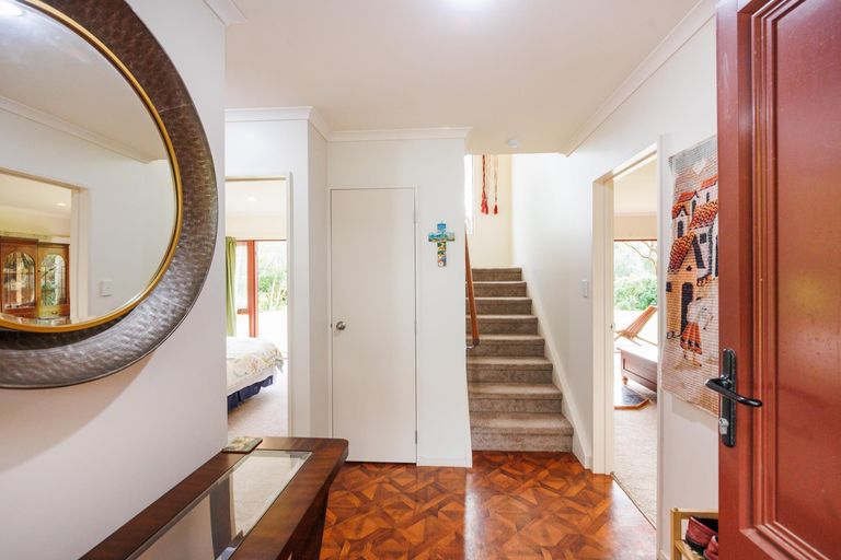 Photo of property in 220 Valley Views, Fitzherbert, Palmerston North, 4472