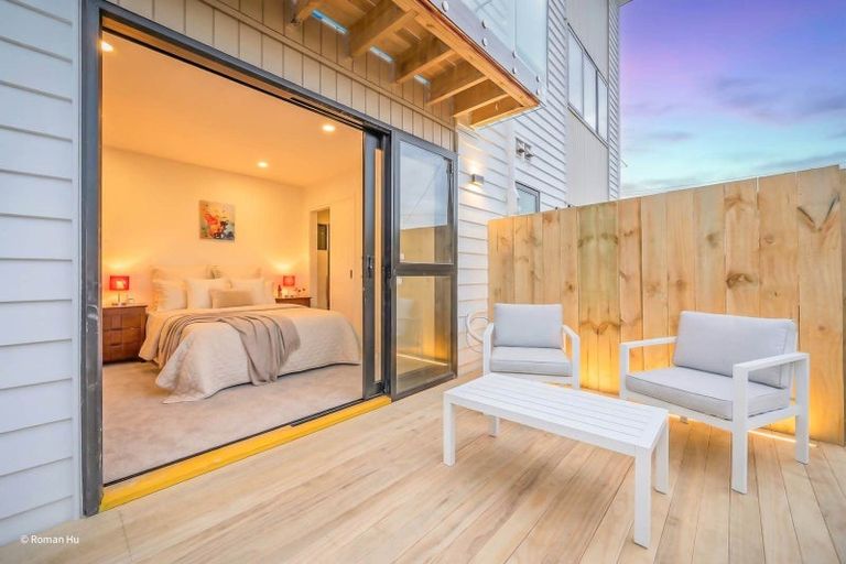 Photo of property in 1b Edwards Avenue, Henderson, Auckland, 0610
