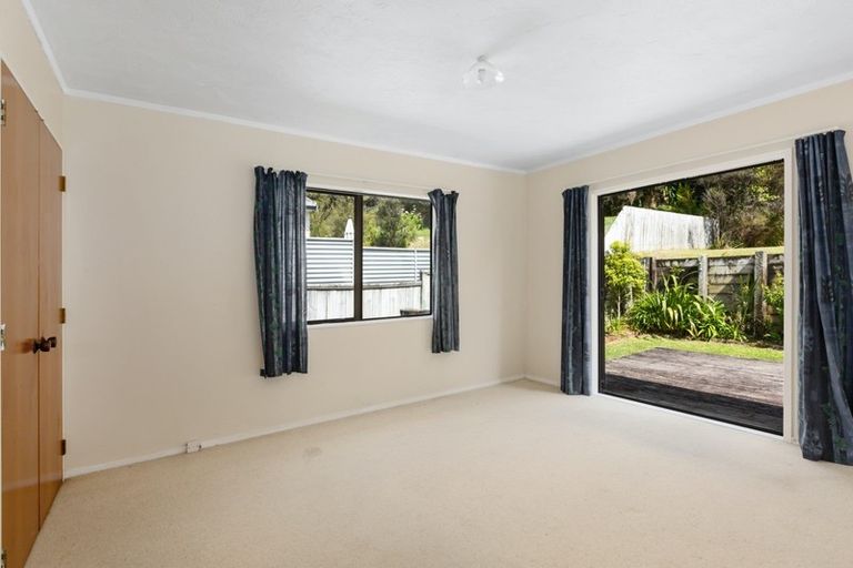 Photo of property in 58 Albatross Close, Whitby, Porirua, 5024