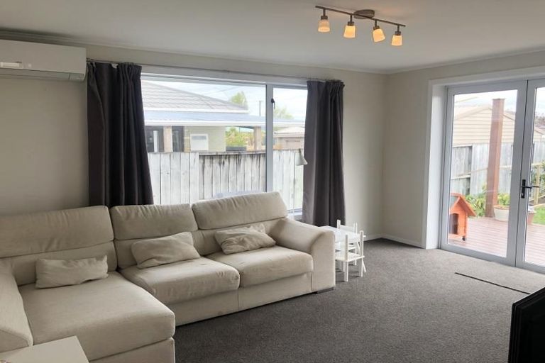 Photo of property in 52 Vardon Road, St Andrews, Hamilton, 3200