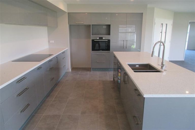 Photo of property in 14 Genoa Avenue, Rolleston, 7614