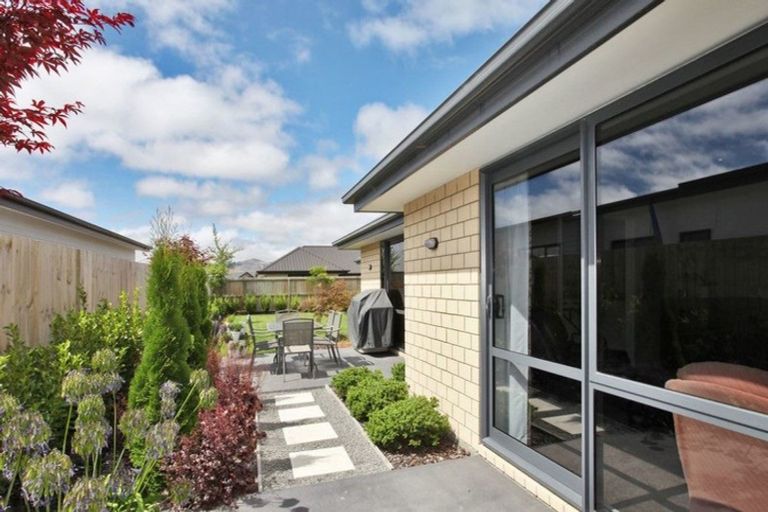 Photo of property in 38 Meyer Crescent, Halswell, Christchurch, 8025