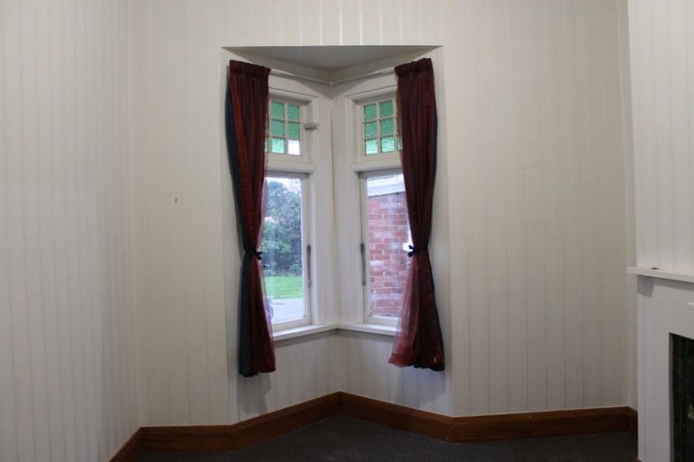 Photo of property in 291 Tay Street, Turnbull Thomson Park, Invercargill, 9810