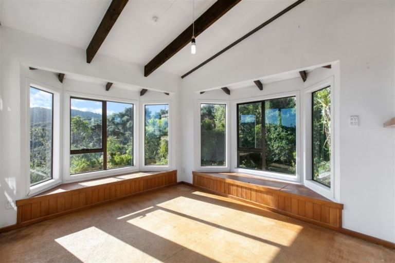 Photo of property in 156 Lone Kauri Road, Karekare, New Lynn, 0772