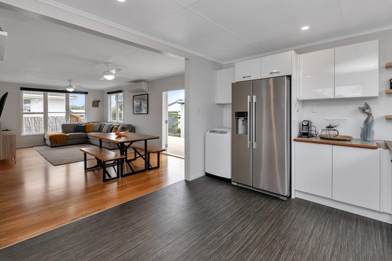 Photo of property in 17 Meadow Park Crescent, Tikipunga, Whangarei, 0112