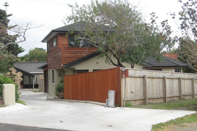 Photo of property in 1b Arawa Street, Raumati Beach, Paraparaumu, 5032