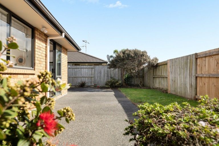 Photo of property in 23 Beachmere Place, Papamoa Beach, Papamoa, 3118