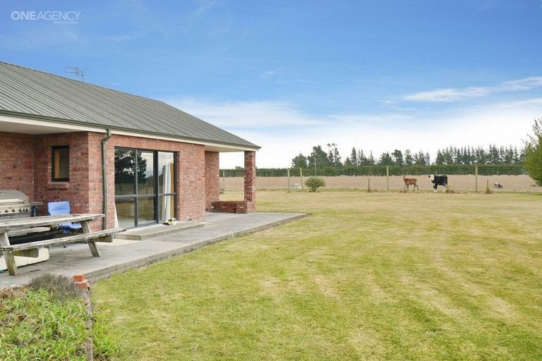 Photo of property in 2555 South Eyre Road, Eyrewell, Rangiora, 7476