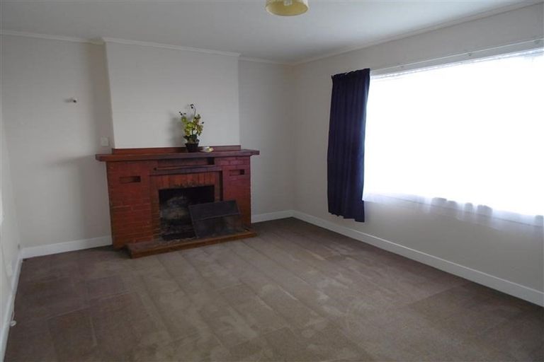 Photo of property in 27 Bulteel Street, New Plymouth, 4310