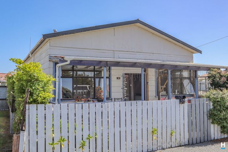 Photo of property in 18 Thompson Street, Greymouth, 7805