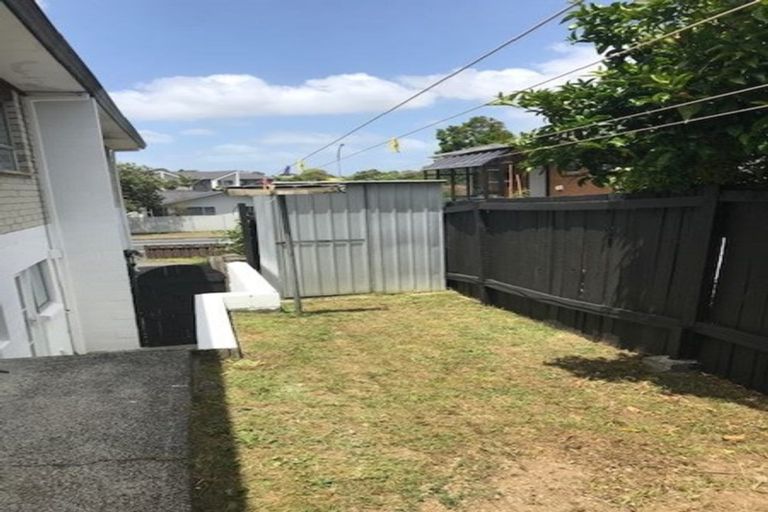 Photo of property in 2/44 Meadway, Sunnyhills, Auckland, 2010