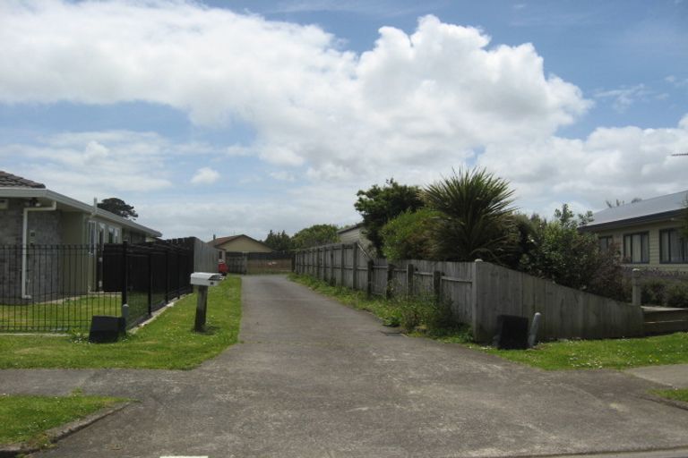 Photo of property in 13a Bill Phillip Place, Clendon Park, Auckland, 2103