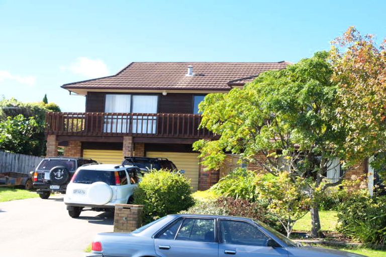 Photo of property in 4 Oakridge Way, Northpark, Auckland, 2013