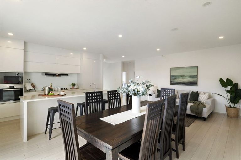 Photo of property in 95 Bayside Drive, Browns Bay, Auckland, 0630