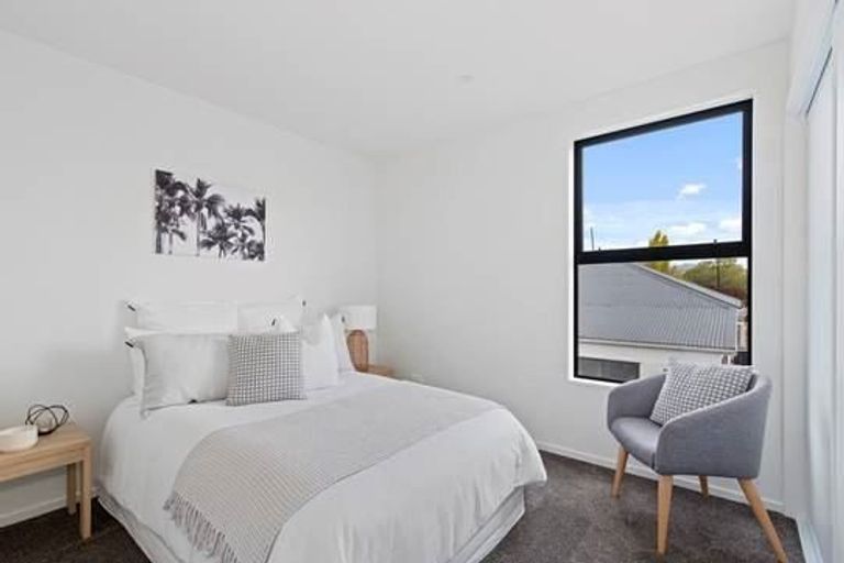 Photo of property in 17b Cross Street, Phillipstown, Christchurch, 8011