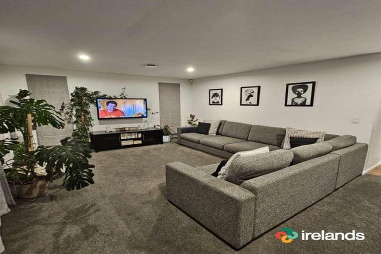 Photo of property in 56 Petries Road, Woodend, 7610