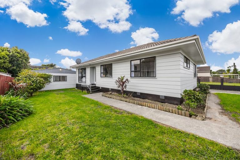 Photo of property in 53 Burundi Avenue, Clendon Park, Auckland, 2103