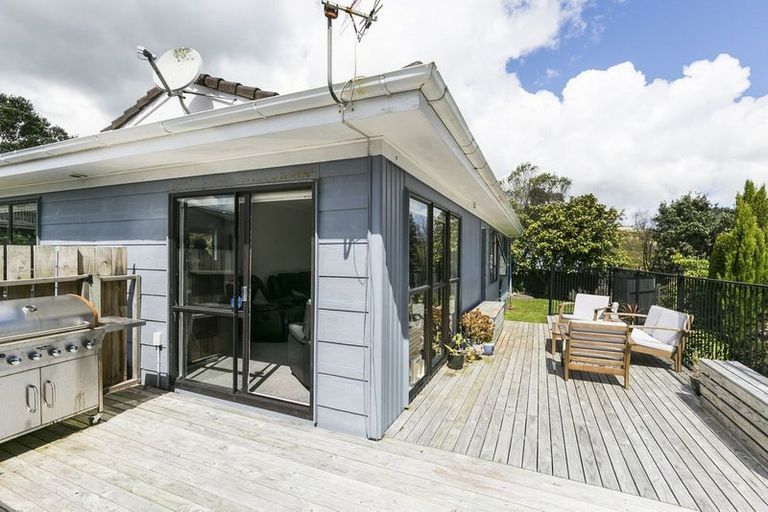 Photo of property in 26 Tobago Crescent, Grenada North, Wellington, 5028