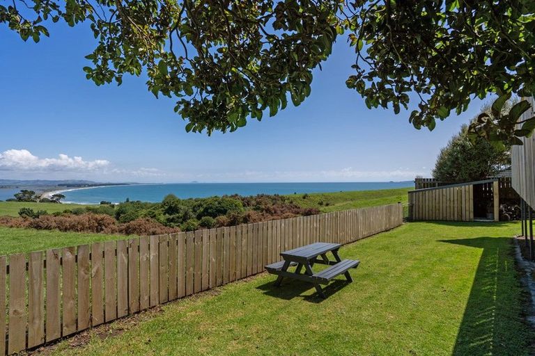 Photo of property in 32 Arawa Avenue, Maketu, Te Puke, 3189