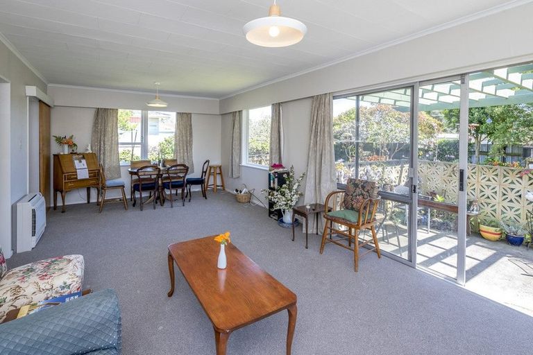 Photo of property in 66a Parata Street, Waikanae, 5036