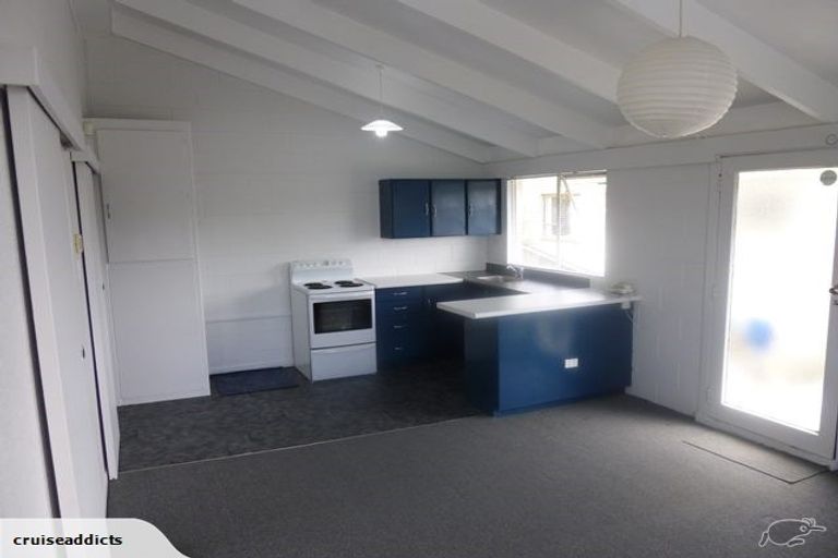 Photo of property in 2 Don Croot Street, Morningside, Auckland, 1021