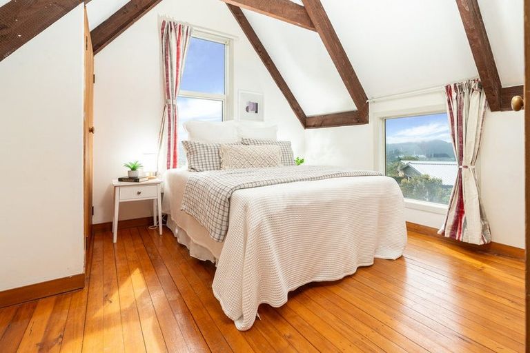 Photo of property in 3 Glamorgan Street, Northland, Wellington, 6012