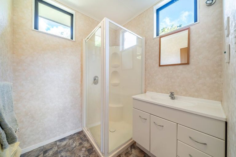 Photo of property in 298b Paekakariki Hill Road, Paekakariki Hill, Porirua, 5381