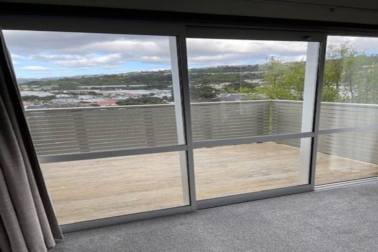 Photo of property in 107 Totara Road, Miramar, Wellington, 6022