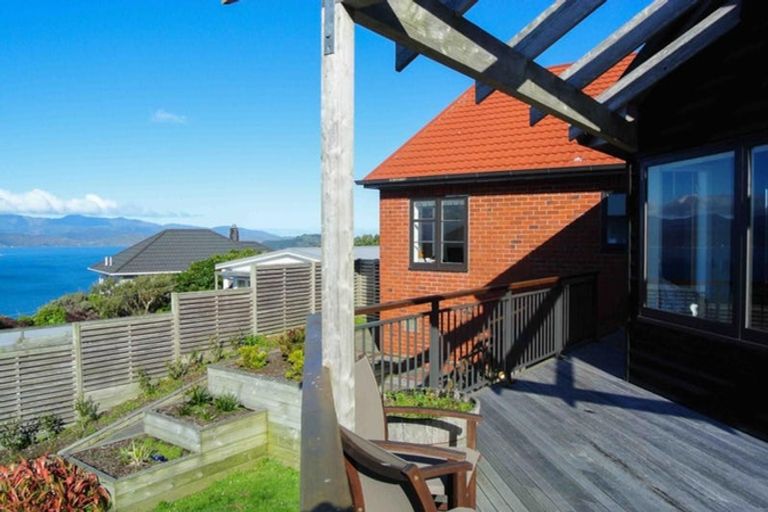 Photo of property in 104 Homebush Road, Khandallah, Wellington, 6035