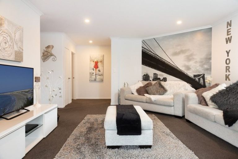 Photo of property in 1 Blanche Road, Papamoa Beach, Papamoa, 3118