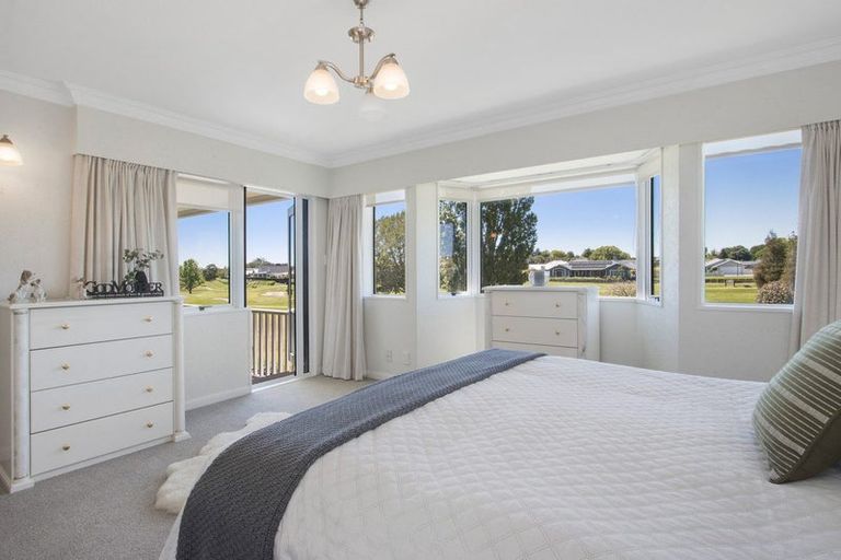 Photo of property in 56 Links View Drive, Omokoroa, 3114