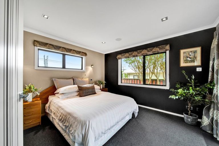Photo of property in 905 Devon Road, Bell Block, New Plymouth, 4312