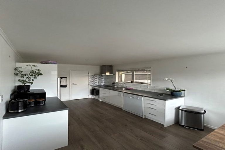 Photo of property in 15 Paramount Parade, Tikipunga, Whangarei, 0112