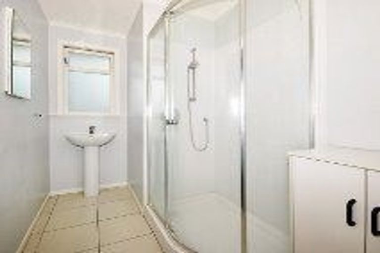 Photo of property in 52 Fergusson Street, Solway, Masterton, 5810