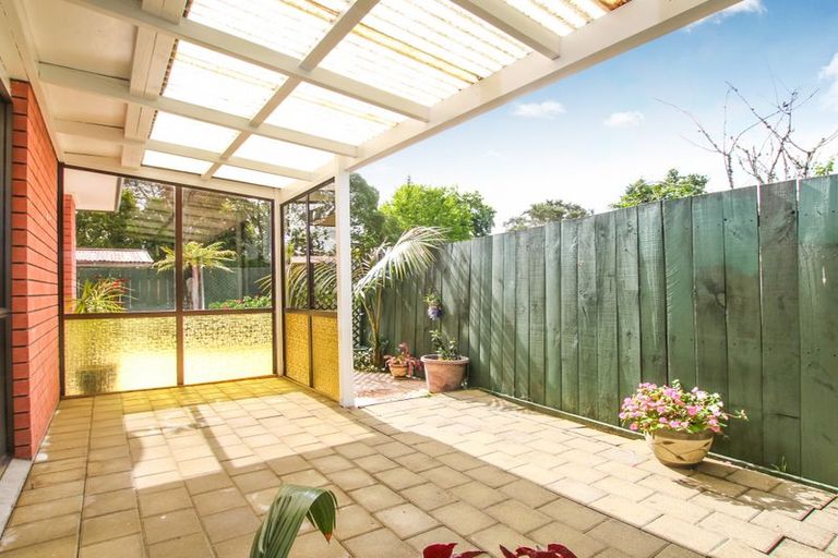 Photo of property in 8/39 Swanson Road, Henderson, Auckland, 0610
