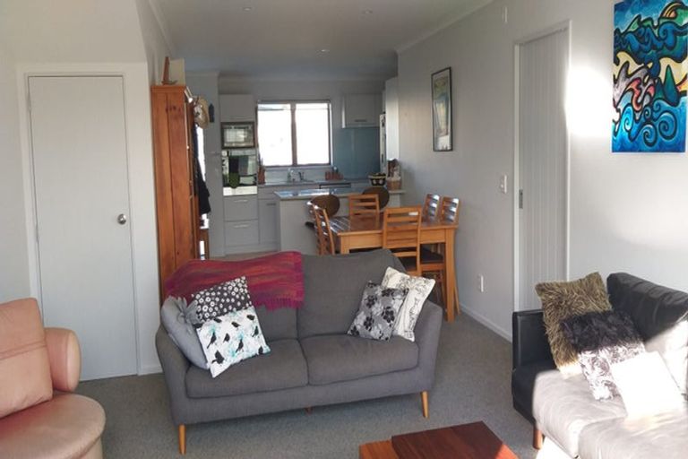 Photo of property in 12 Latimer Way, Petone, Lower Hutt, 5012
