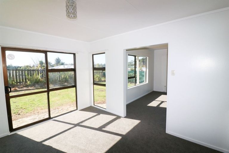 Photo of property in 11 Ruahine Street, Dannevirke, 4930