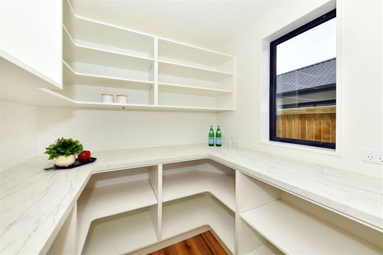 Photo of property in 24 Cork Street, Martinborough, 5711