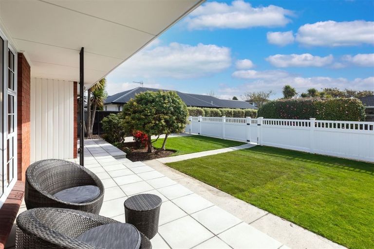 Photo of property in 4 Brackendale Place, Burnside, Christchurch, 8041