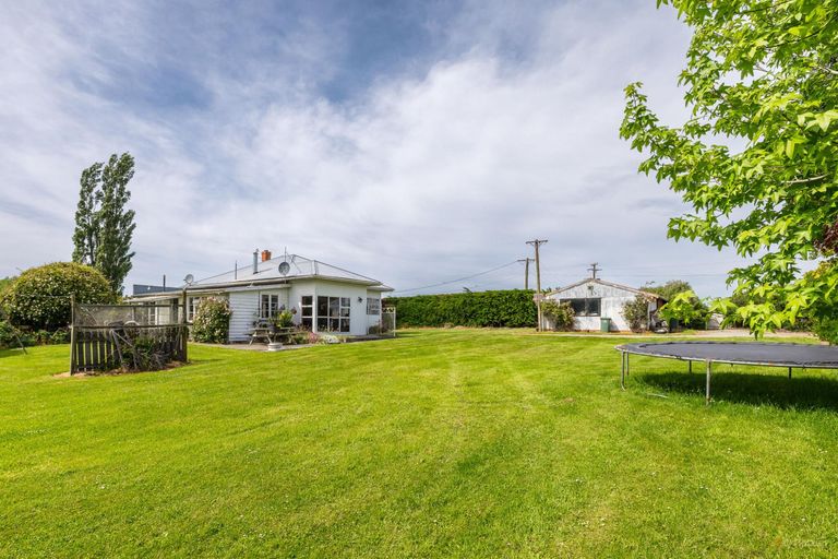 Photo of property in 124 Maytown Road, Waimate, 7978