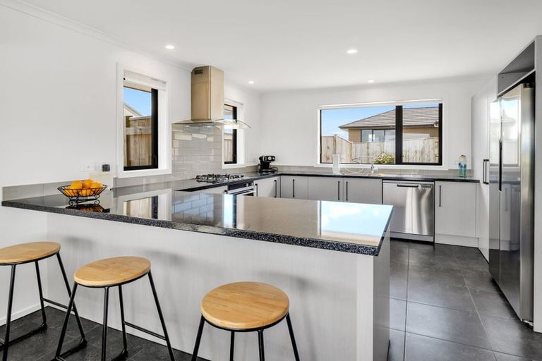 Photo of property in 36 Varsity Heights, Fitzherbert, Palmerston North, 4410