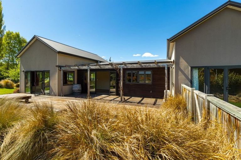 Photo of property in 16 Kingan Road, Luggate, Cromwell, 9383