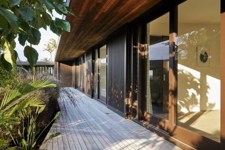 Photo of property in 27 Pye Place, Hot Water Beach, Whitianga, 3591