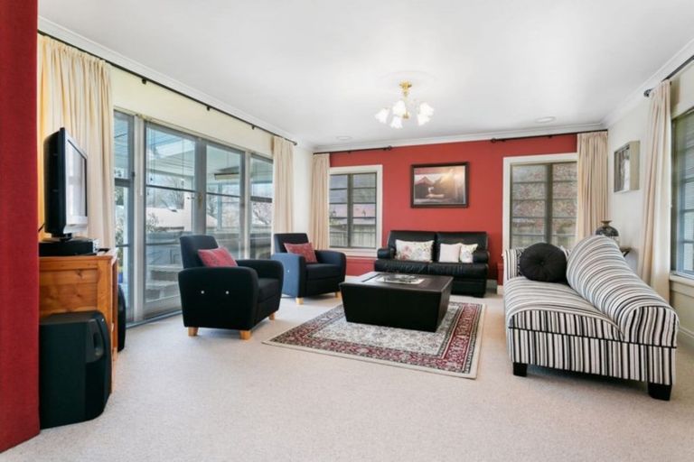 Photo of property in 160 King Street, Cambridge, 3434