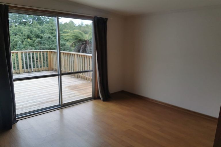 Photo of property in 1/15 Fordham Street, Beach Haven, Auckland, 0626