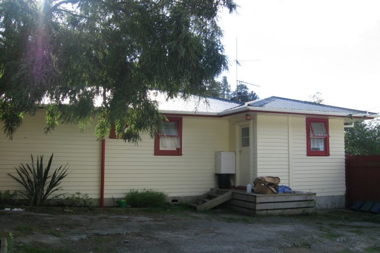 Photo of property in 24b Shackleton Grove, Stokes Valley, Lower Hutt, 5019