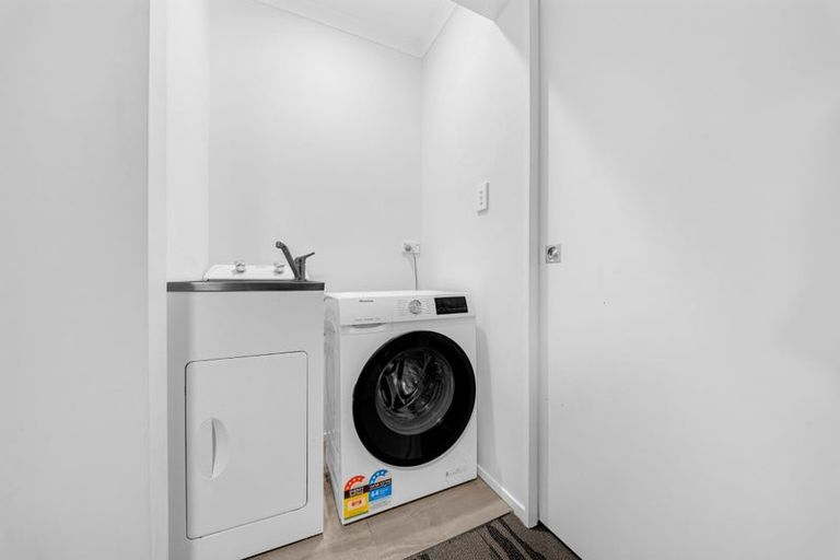 Photo of property in 61a Wellington Street, Pukekohe, 2120