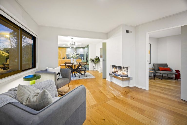 Photo of property in 3 Laingfield Terrace, Laingholm, Auckland, 0604